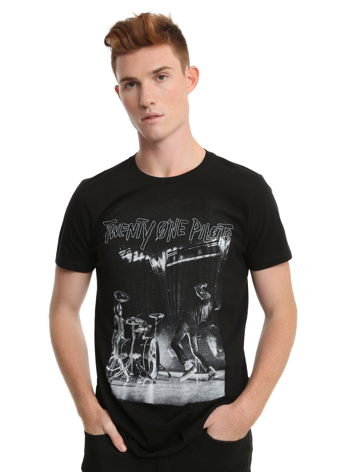 Twenty One Pilots Live Photo T-Shirt | Hot Topic