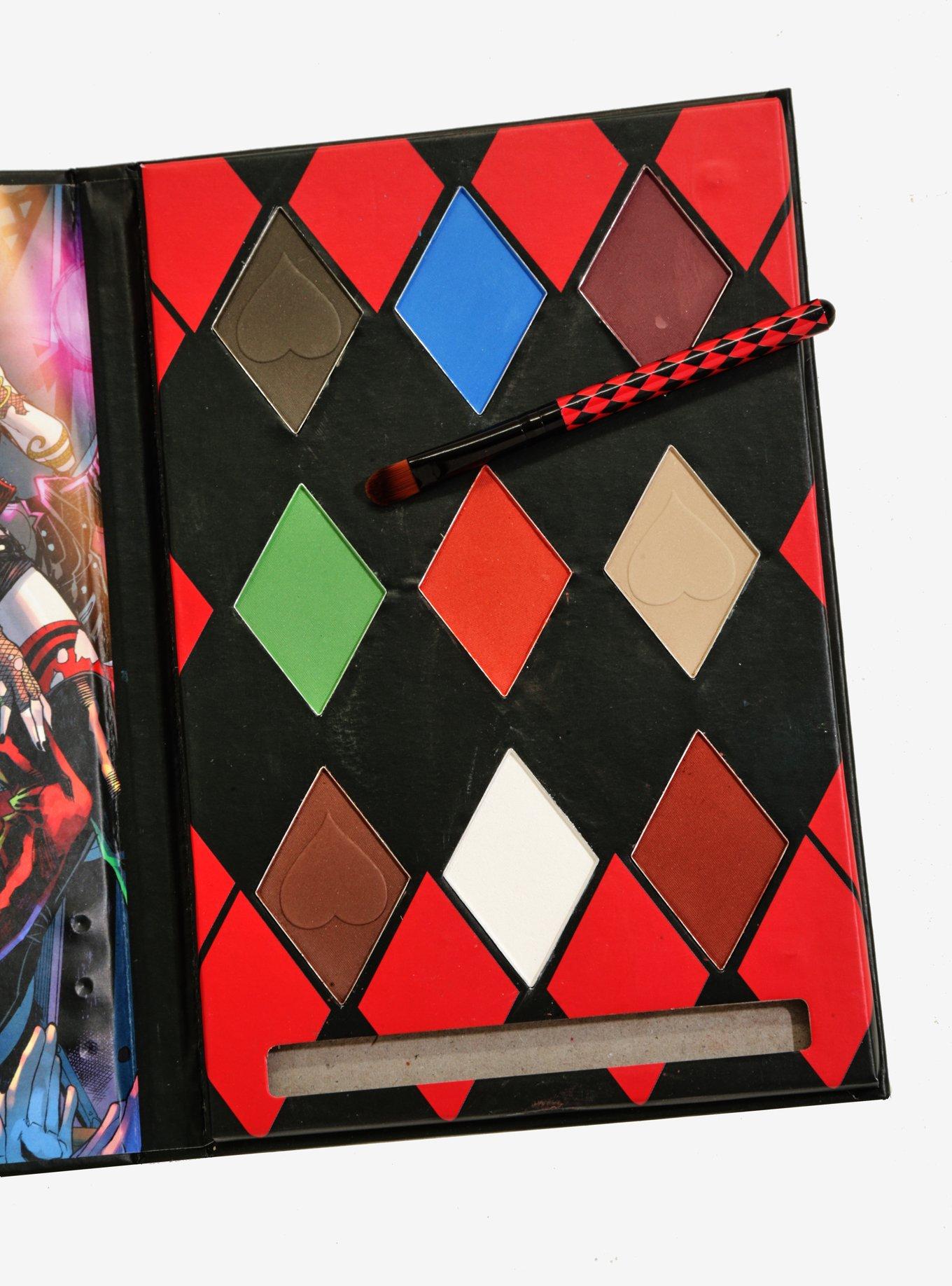 DC Comics Harley Quinn And The Skull Bags Eyeshadow Palette, , alternate