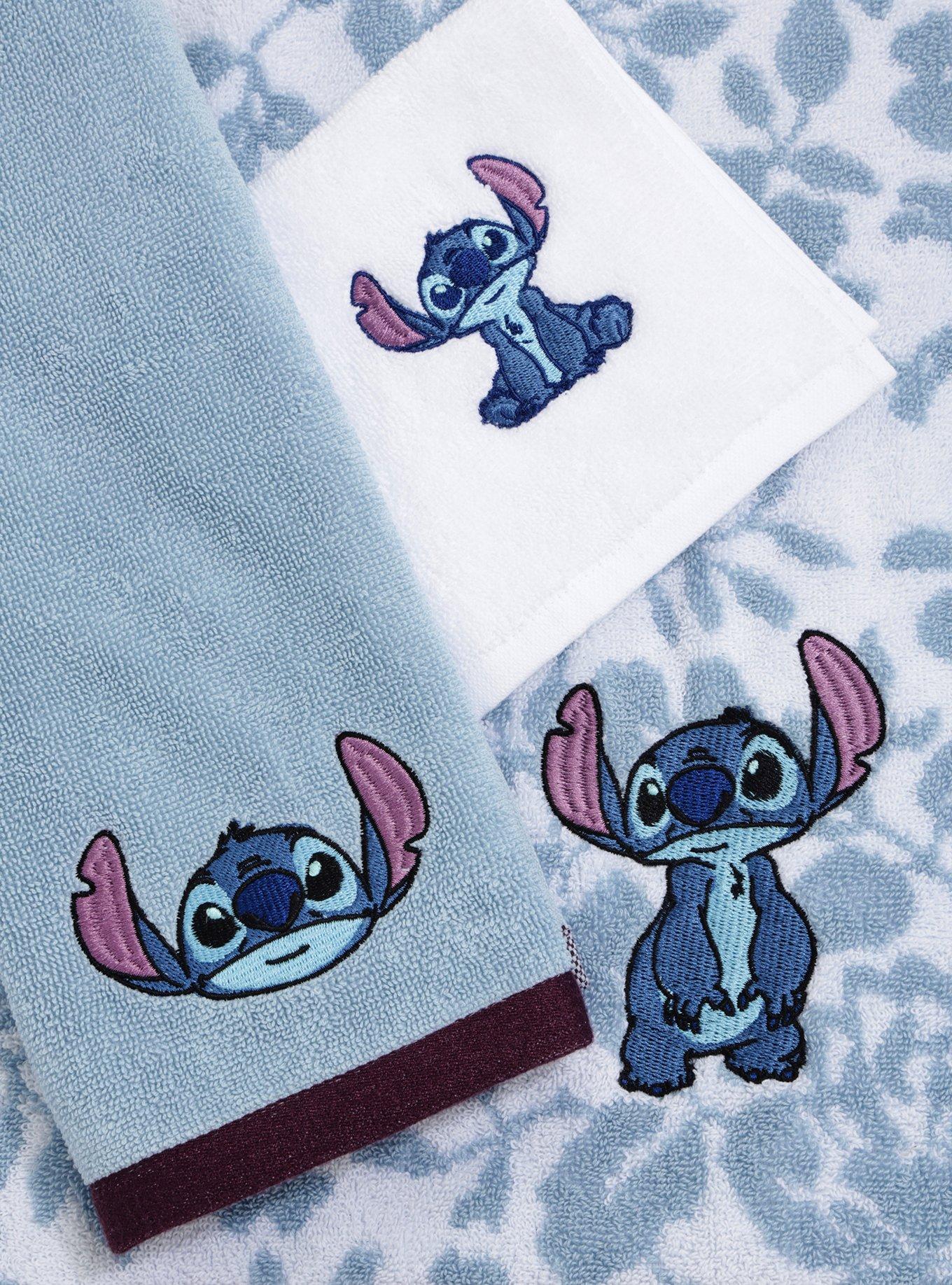 Disney Lilo & Stitch Bath Towel Set, , alternate