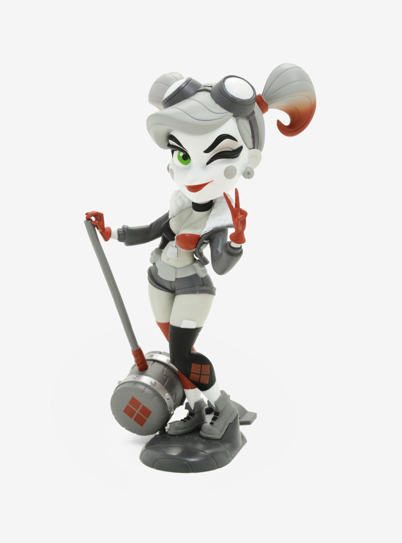 DC Comics Bombshells Harley Quinn Noir Edition Vinyl Figure Hot Topic Exclusive, , alternate