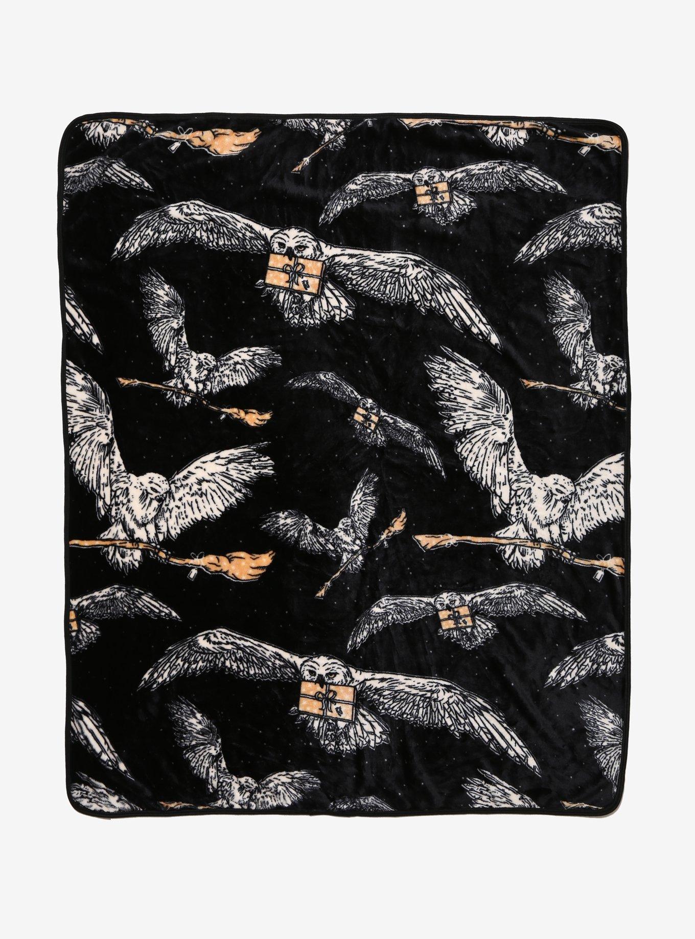 Harry Potter Hedwig Toss Throw Blanket, , alternate