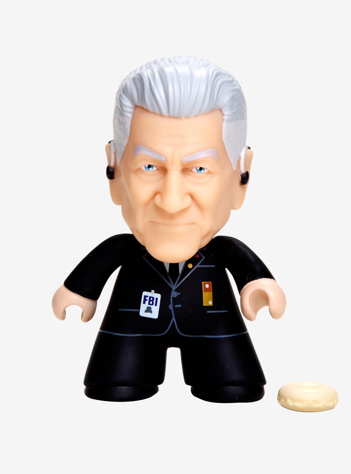 Twin Peaks Deputy Director Gordon Cole 4 1/2 Inch Titans Vinyl Figure 2018 Fall Convention Exclusive, , alternate