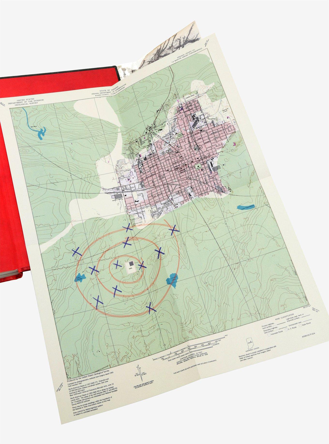 Stranger Things: Worlds Turned Upside Down: The Official Behind-the-Scenes Companion, , alternate