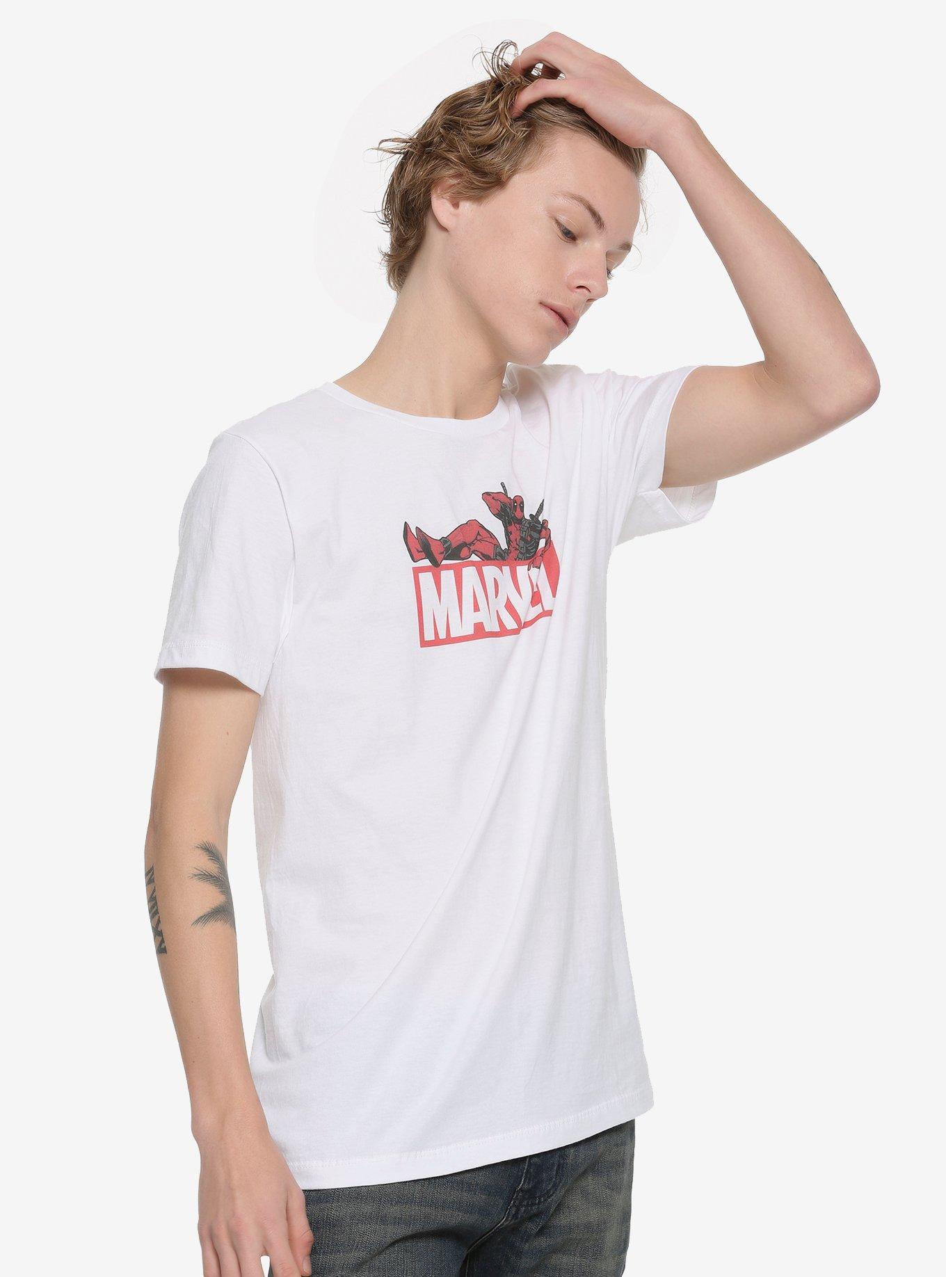 Marvel Deadpool Laid Back T-Shirt, RED, alternate