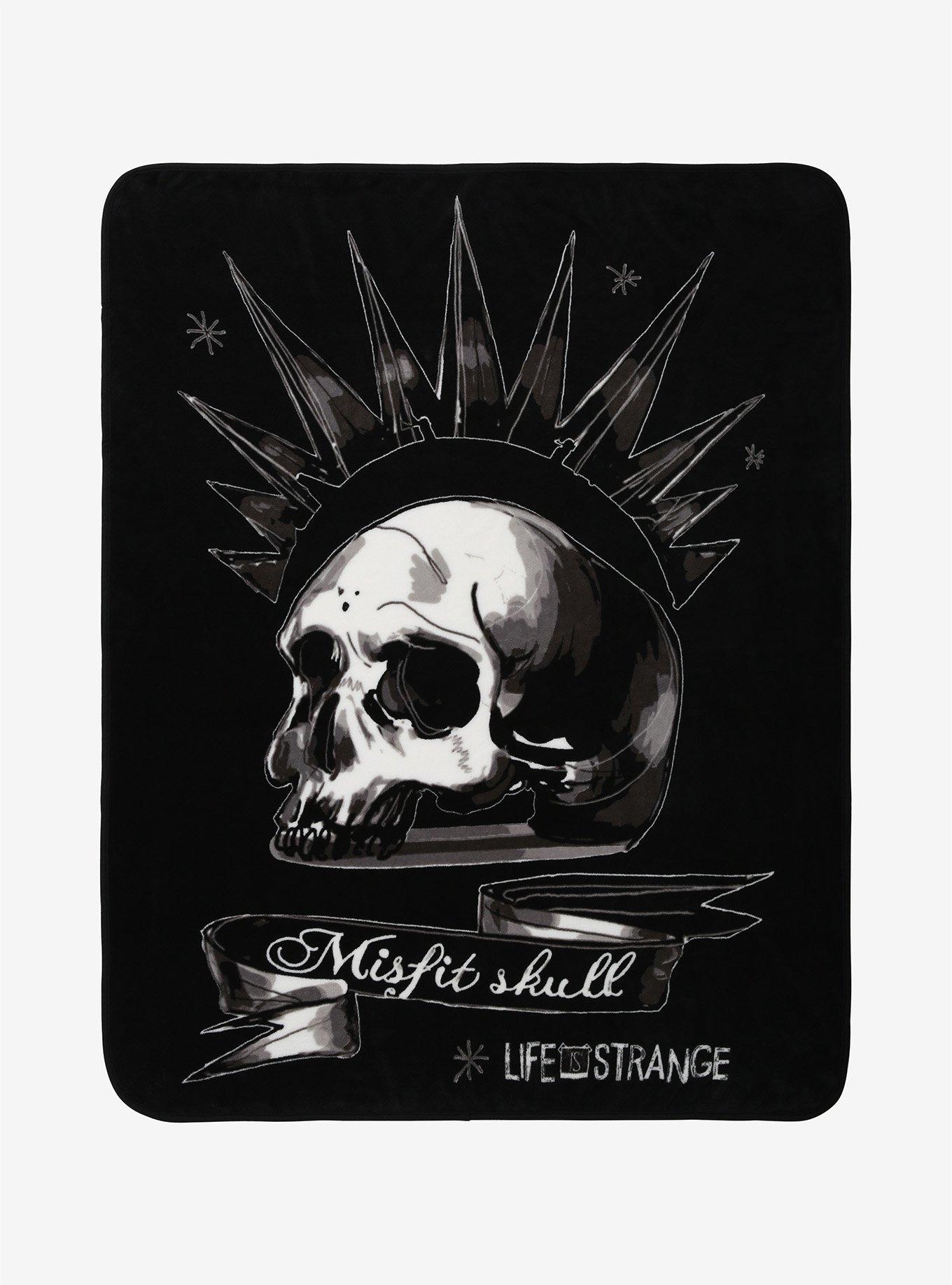 Life Is Strange Misfit Skull Throw Blanket, , alternate