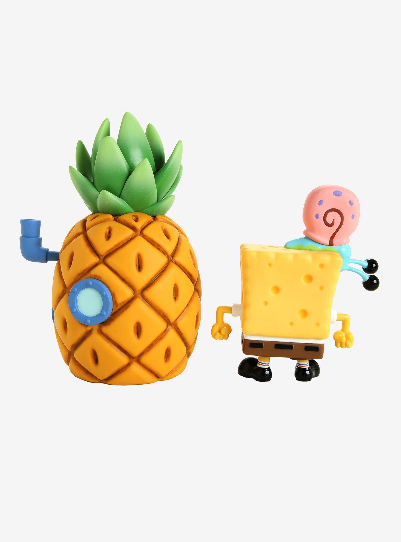 Funko SpongeBob SquarePants Pop! Town SpongeBob With Gary & Pineapple House Vinyl Figure, , alternate