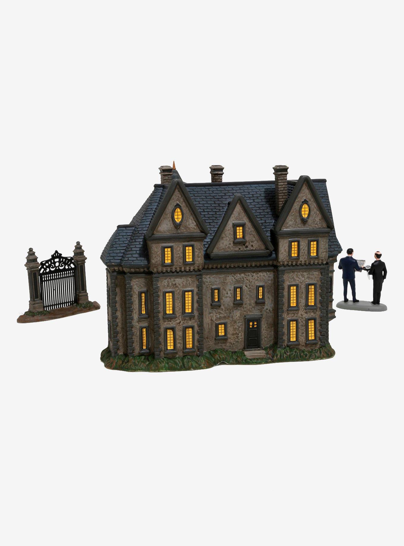 DC Comics Batman Wayne Manor & Gates Figurine Set, , alternate