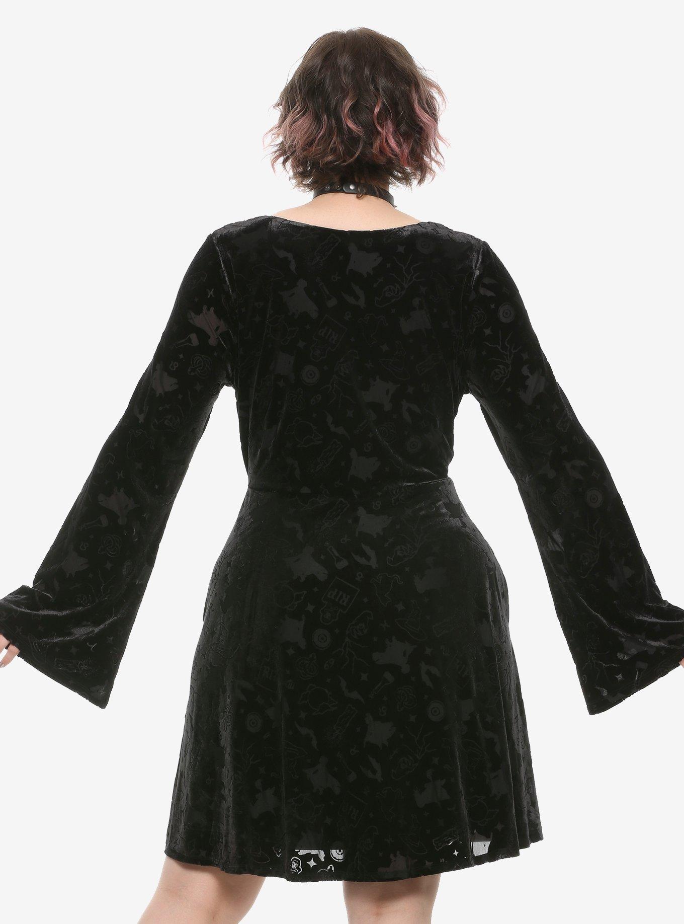 Her Universe Disney Hocus Pocus Icon Velvet Bell Sleeve Dress Plus Size, BLACK, alternate