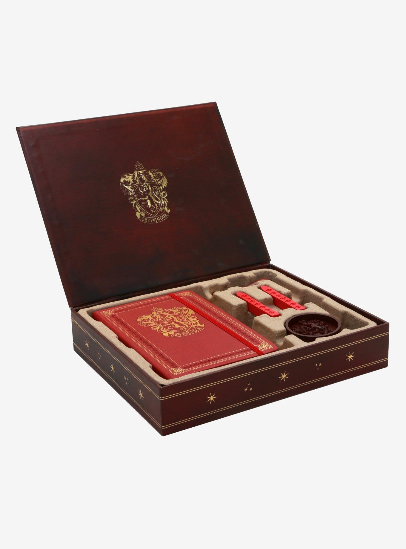 Harry Potter Gryffindor Deluxe Stationery Set, , alternate