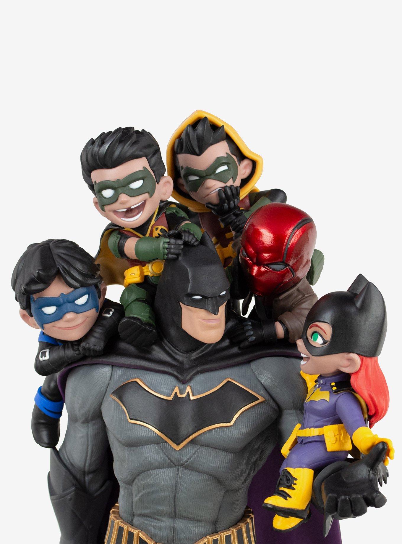 DC Comics Q-Master Batman Family Artist's Signature Edition Diorama, , alternate