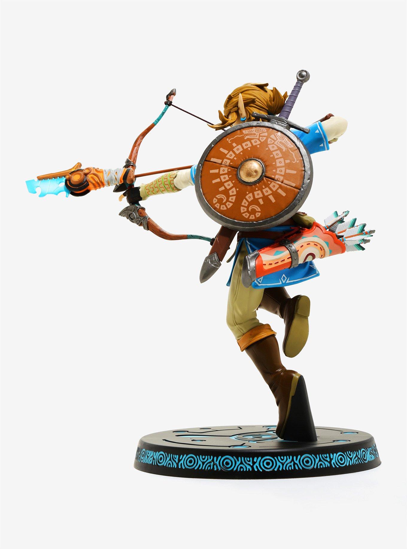 Nintendo The Legend of Zelda Breath of the Wild Link Collectible Figure, , alternate