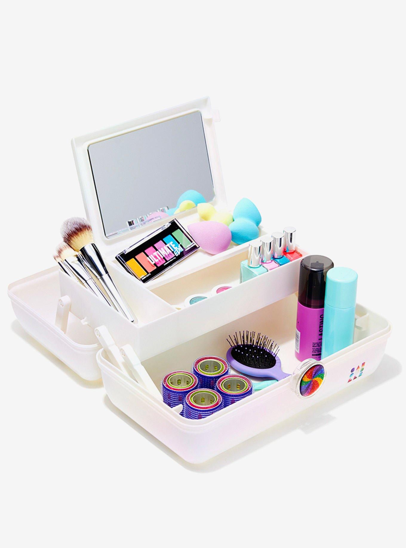  Caboodles On-The-Go Girl Makeup Box, White Opal, Hard Plastic  Makeup Organizer Box, Built-In Mirror, Secure Latch for Safe Travel,  Spacious Storage for Large Items : Clothing, Shoes & Jewelry