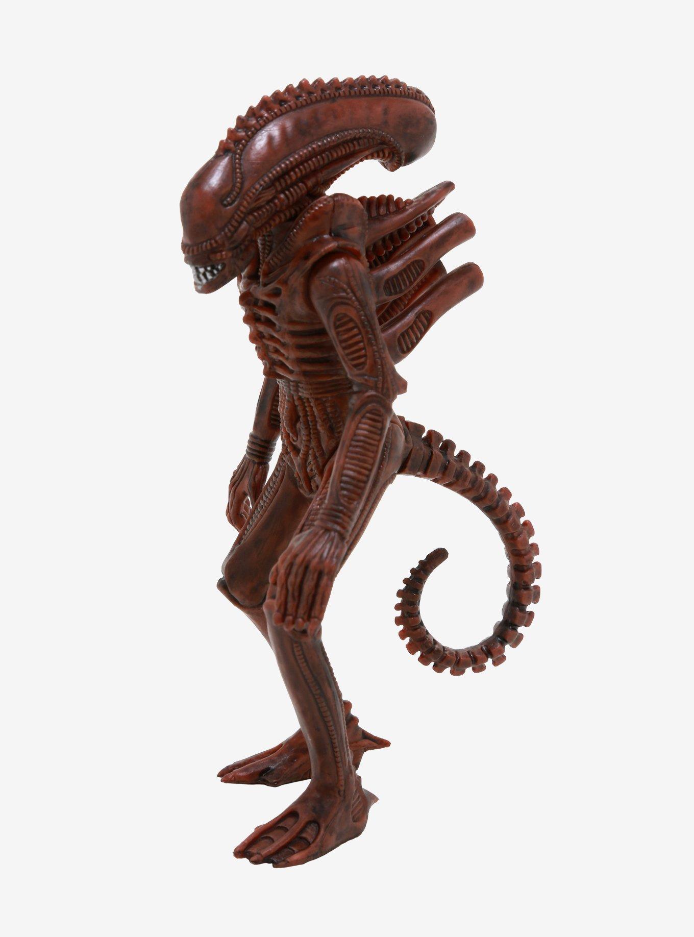 Super7 ReAction Aliens Alien Warrior Dusk Collectible Action Figure, , alternate