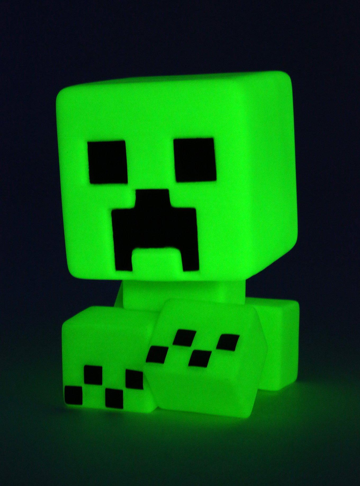 J!NX Minecraft Creeper Mega Bobble Mob Glow-In-The-Dark Vinyl Bobble ...