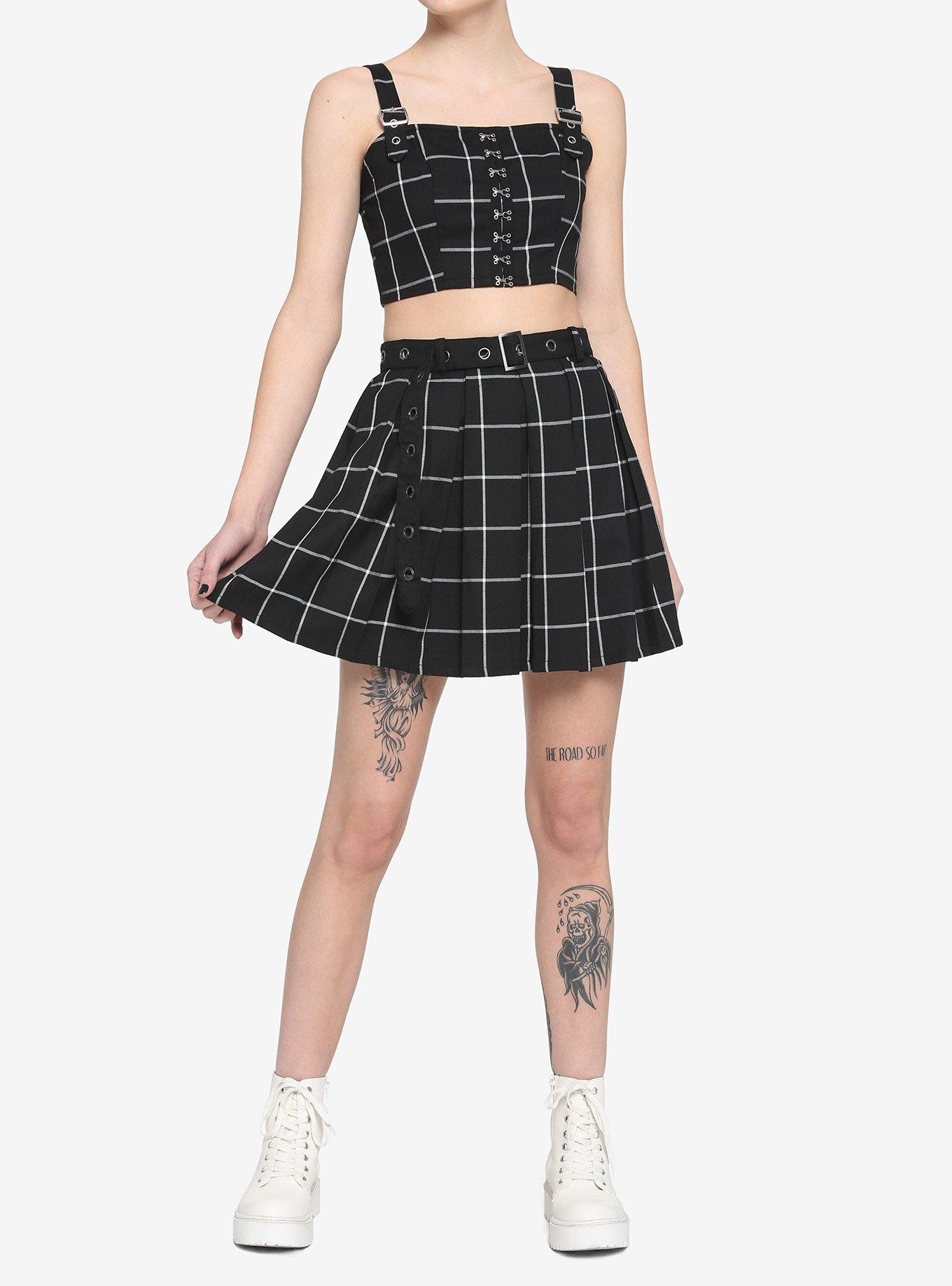 Black & White Plaid Pleated Skirt With Grommet Belt