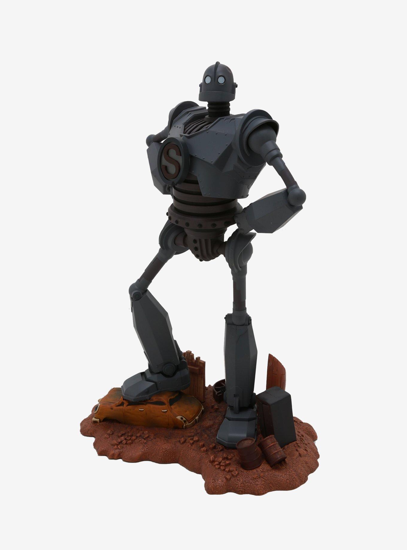 Diamond Select Toys Iron Giant Gallery Iron Giant (Superman) Collectible Figure, , alternate