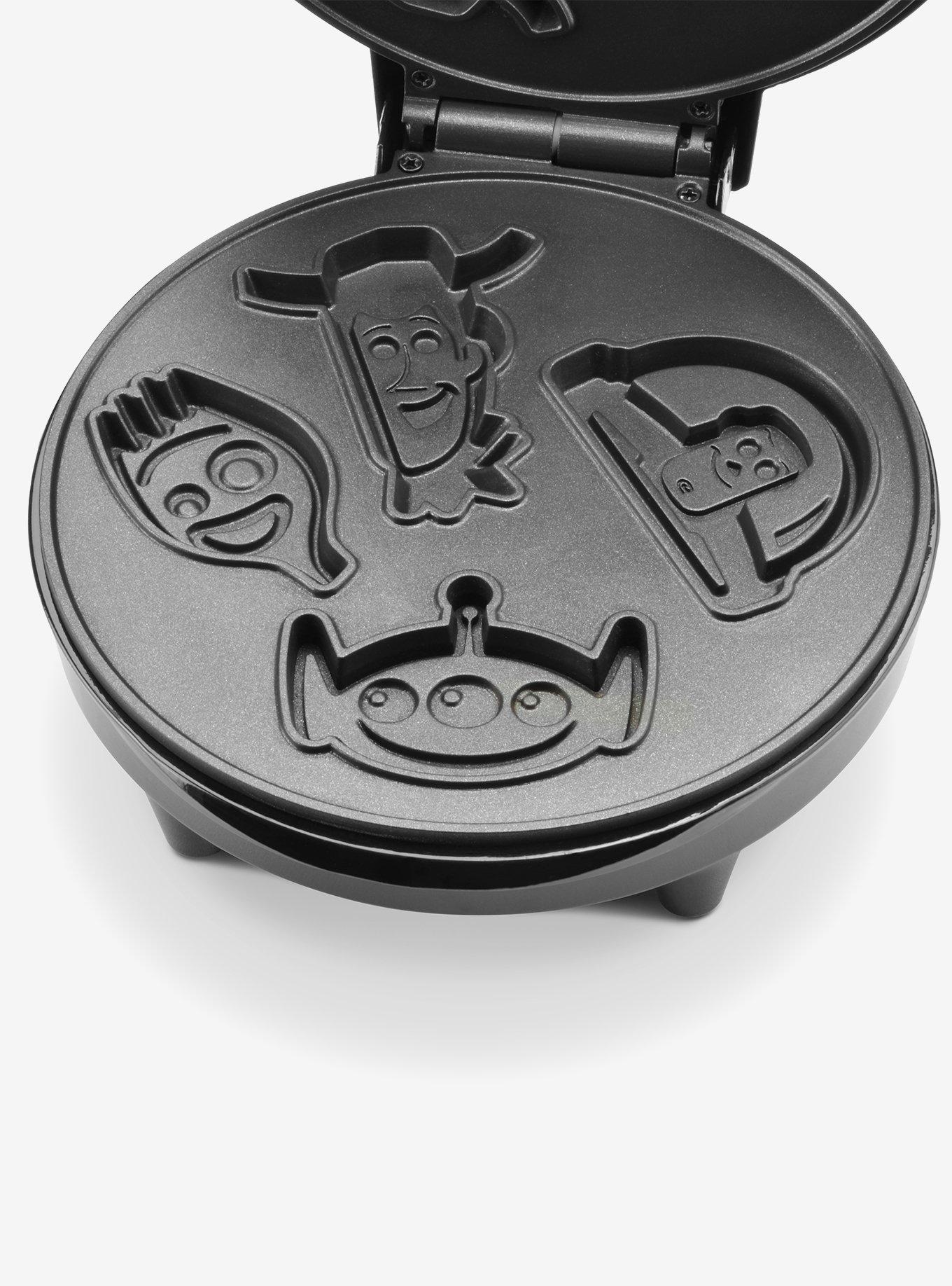 Disney Toy Story Round Waffle Maker, , alternate