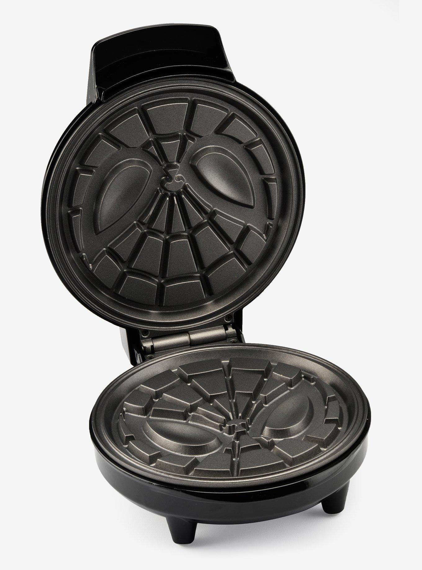 Marvel Spiderman Round Waffle Maker, , alternate