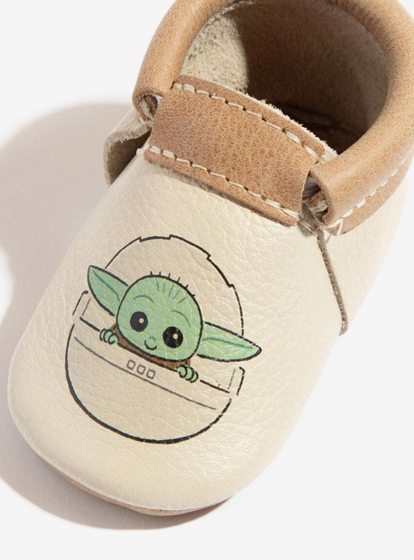 Freshly Picked Star Wars The Mandalorian The Child Infant Moccasins, GREEN, alternate