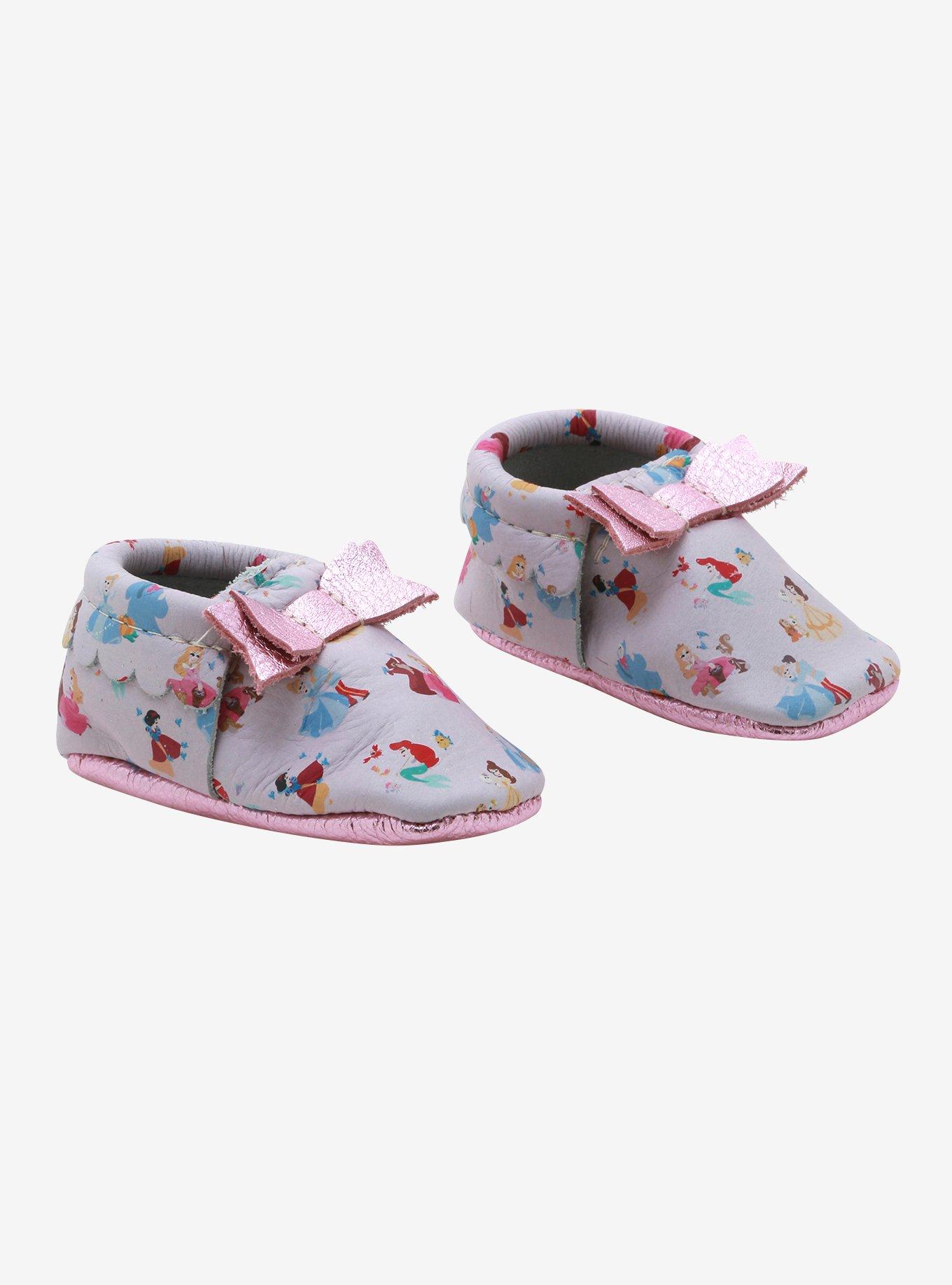 Freshly Picked Disney Princess Bow Infant Moccasins, MULTI, alternate