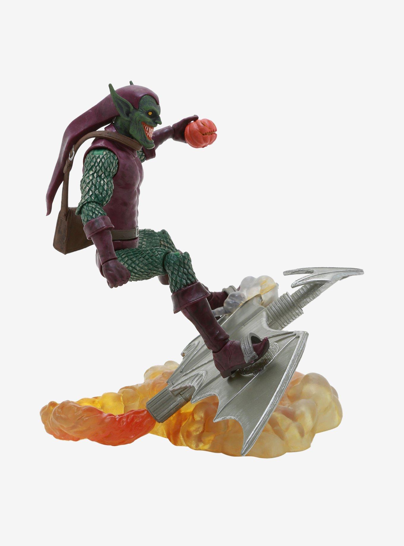 Diamond Select Toys Marvel Select Green Goblin Collectible Action Figure, , alternate