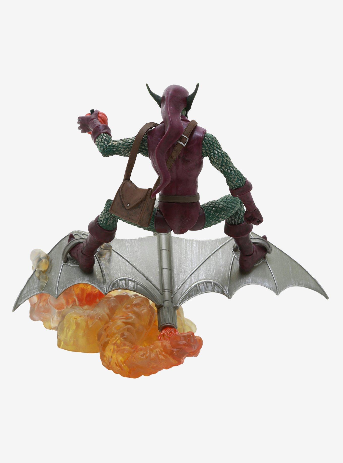 Diamond Select Toys Marvel Select Green Goblin Collectible Action Figure, , alternate