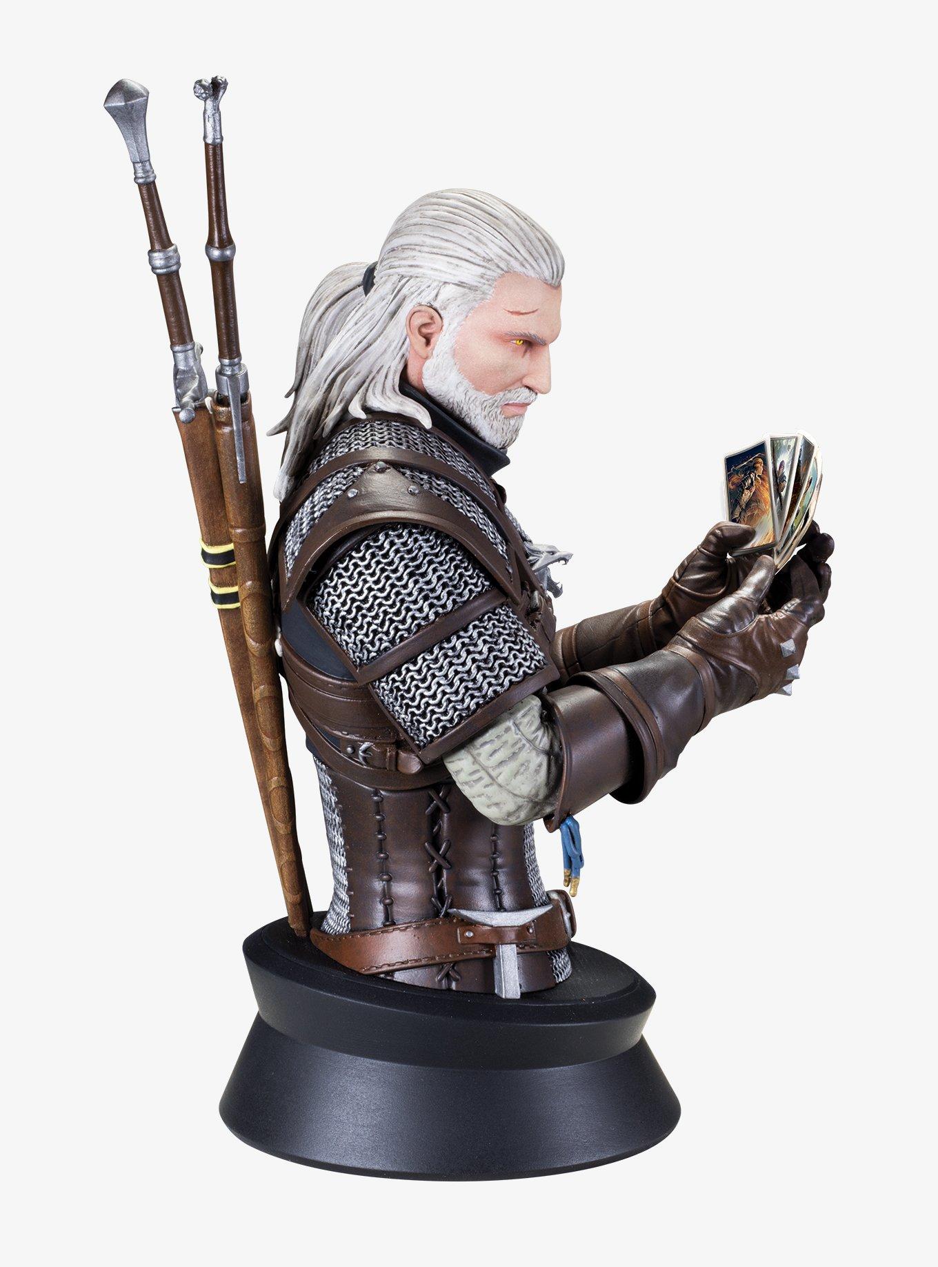 Dark Horse The Witcher 3: Wild Hunt Geralt Playing Gwent Bust Figure, , alternate