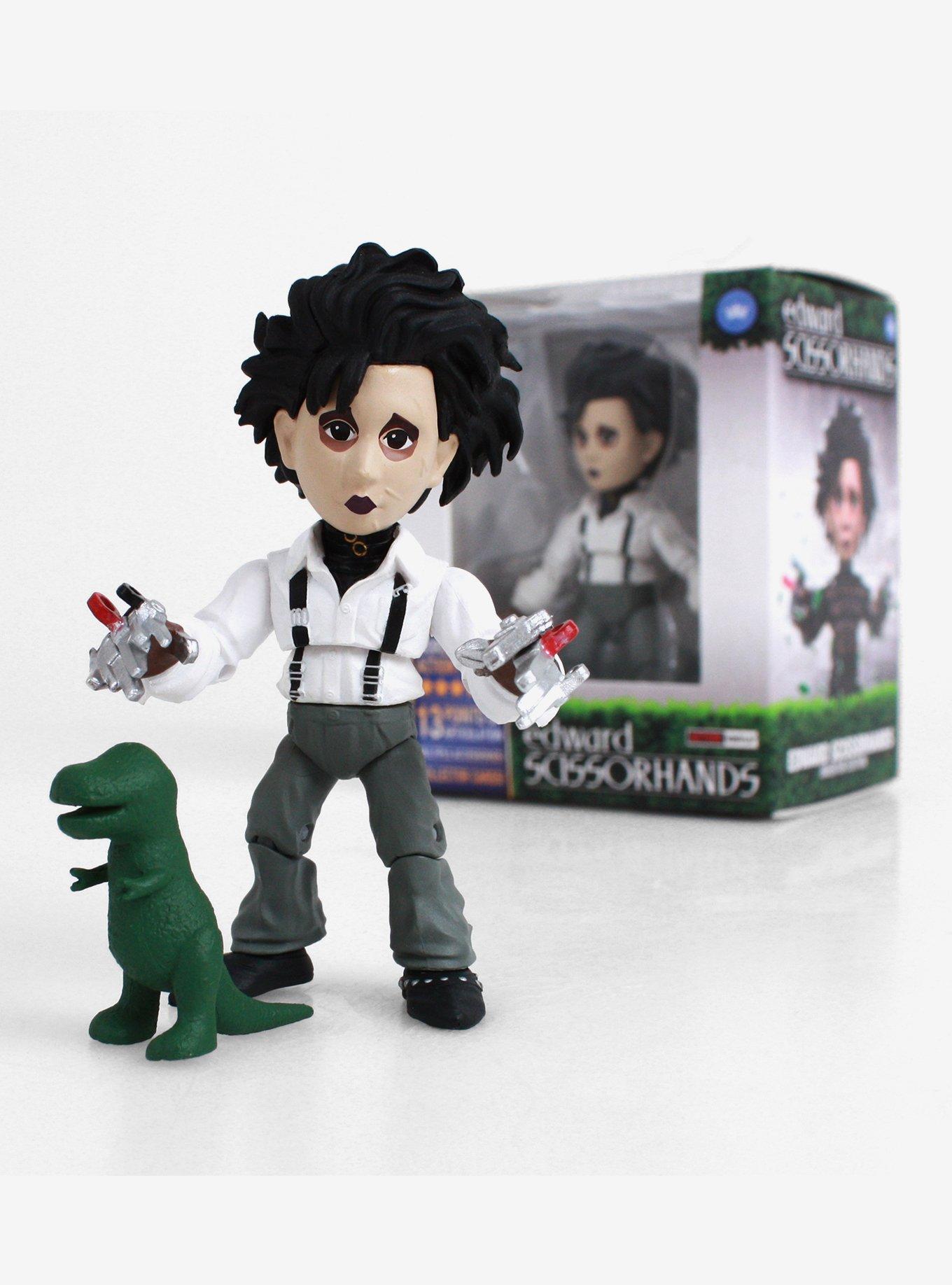 The Loyal Subjects Edward Scissorhands Suburbs Action Vinyl Figure, , alternate