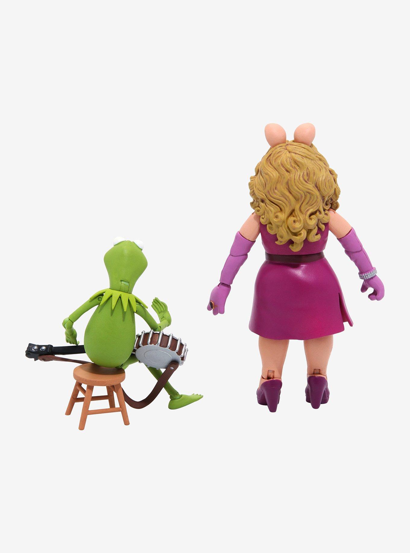 Diamond Select Toys The Muppets Best of Series 1: Kermit & Miss Piggy  Action Figure Two-Pack, Multicolor