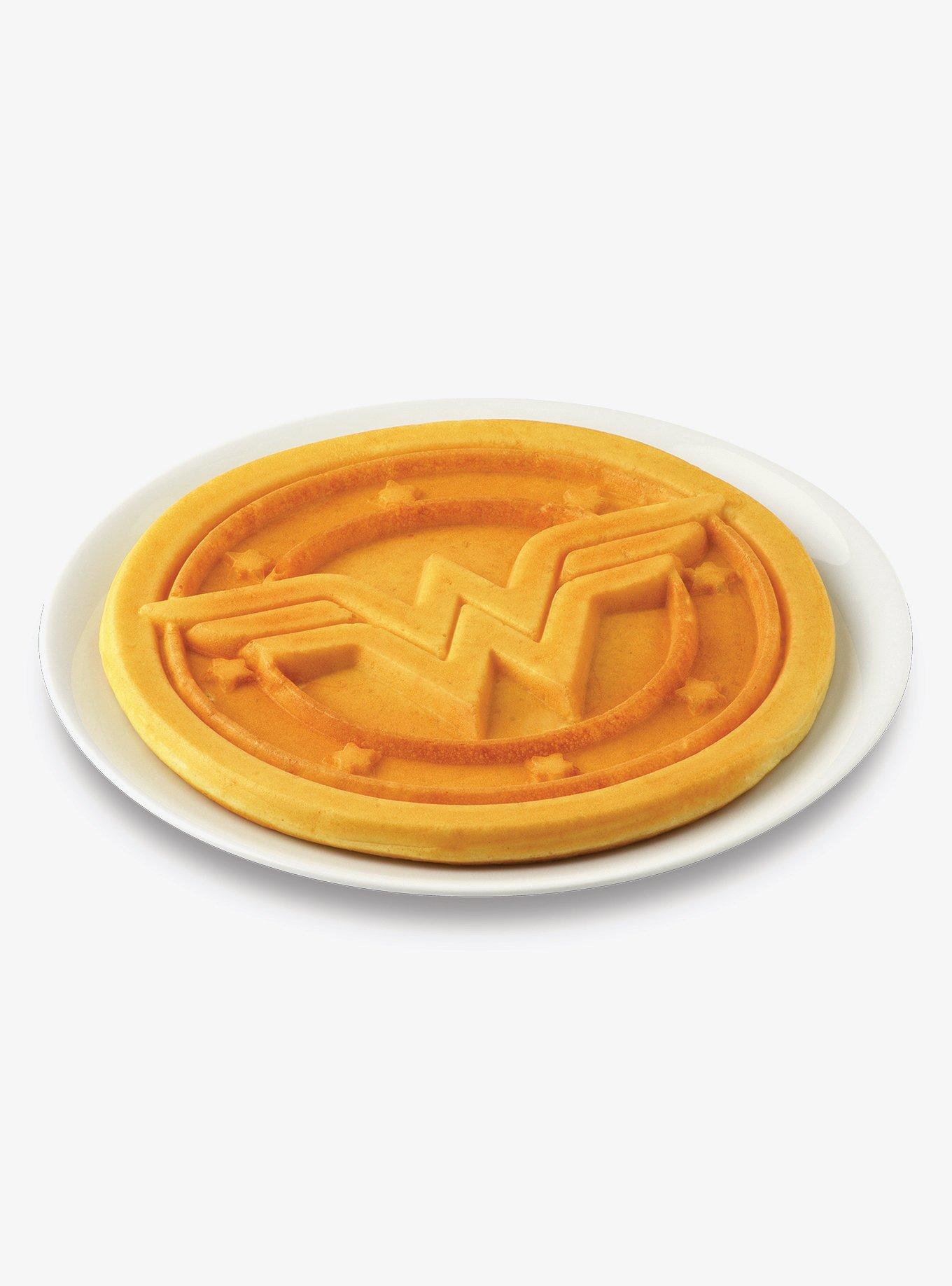 DC Comics Wonder Woman Round Waffle Maker, , alternate
