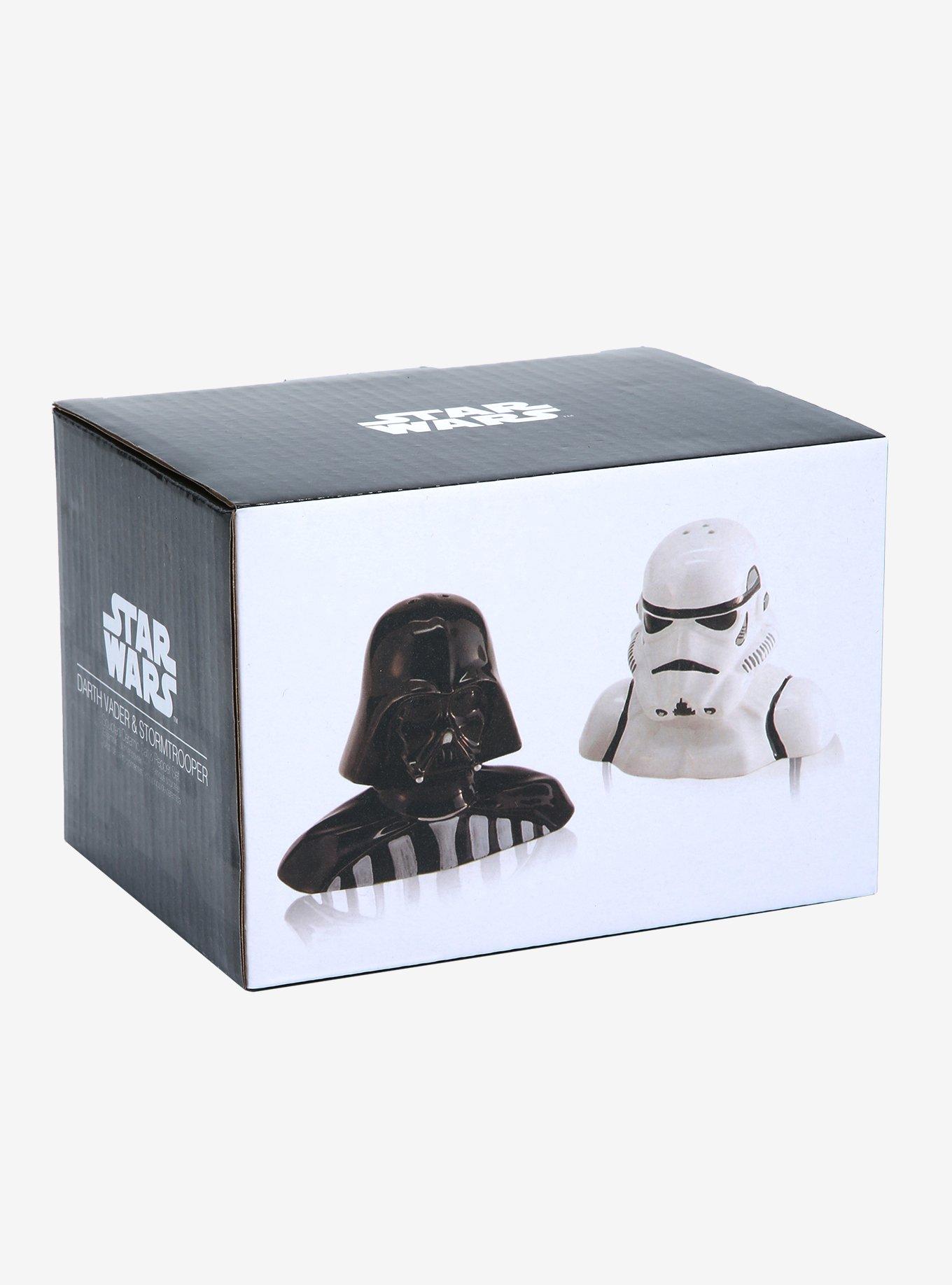 Star Wars Disney Stormtrooper & Darth Vader Salt & Pepper Shakers in Box