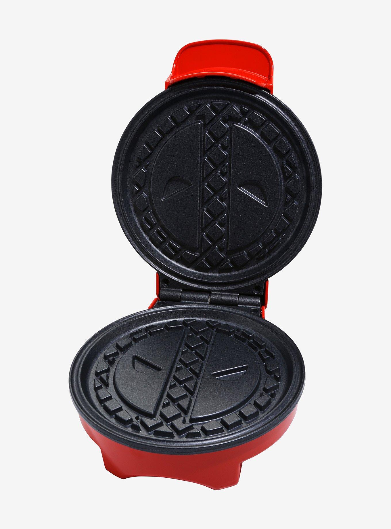 Marvel Deadpool Logo Waffle Maker, , alternate