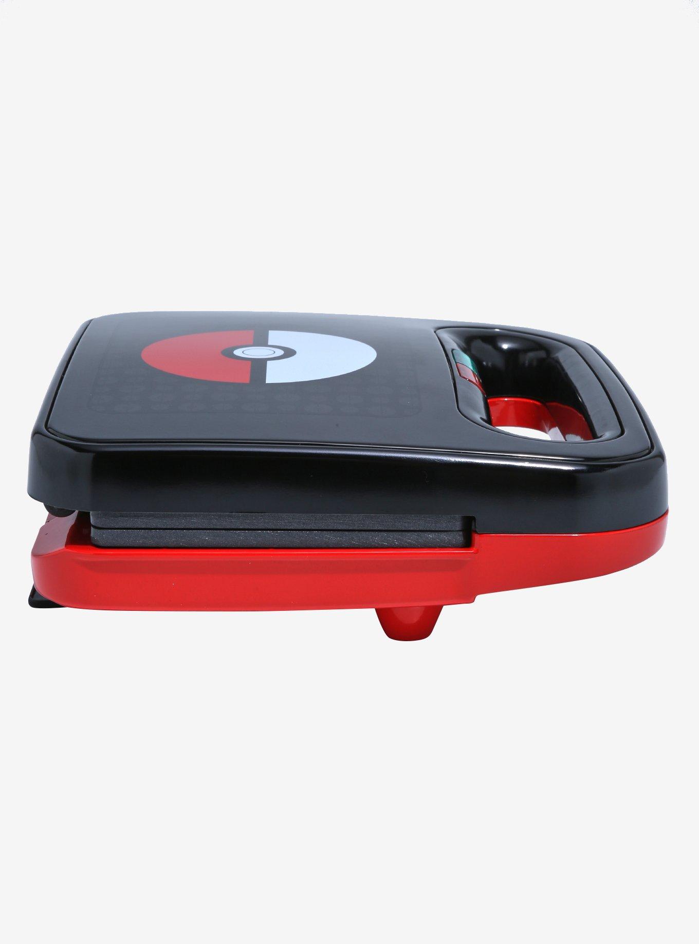 Pok&eacute;mon Pikachu & Pok&eacute;Ball Grilled Cheese Sandwich Maker, , alternate