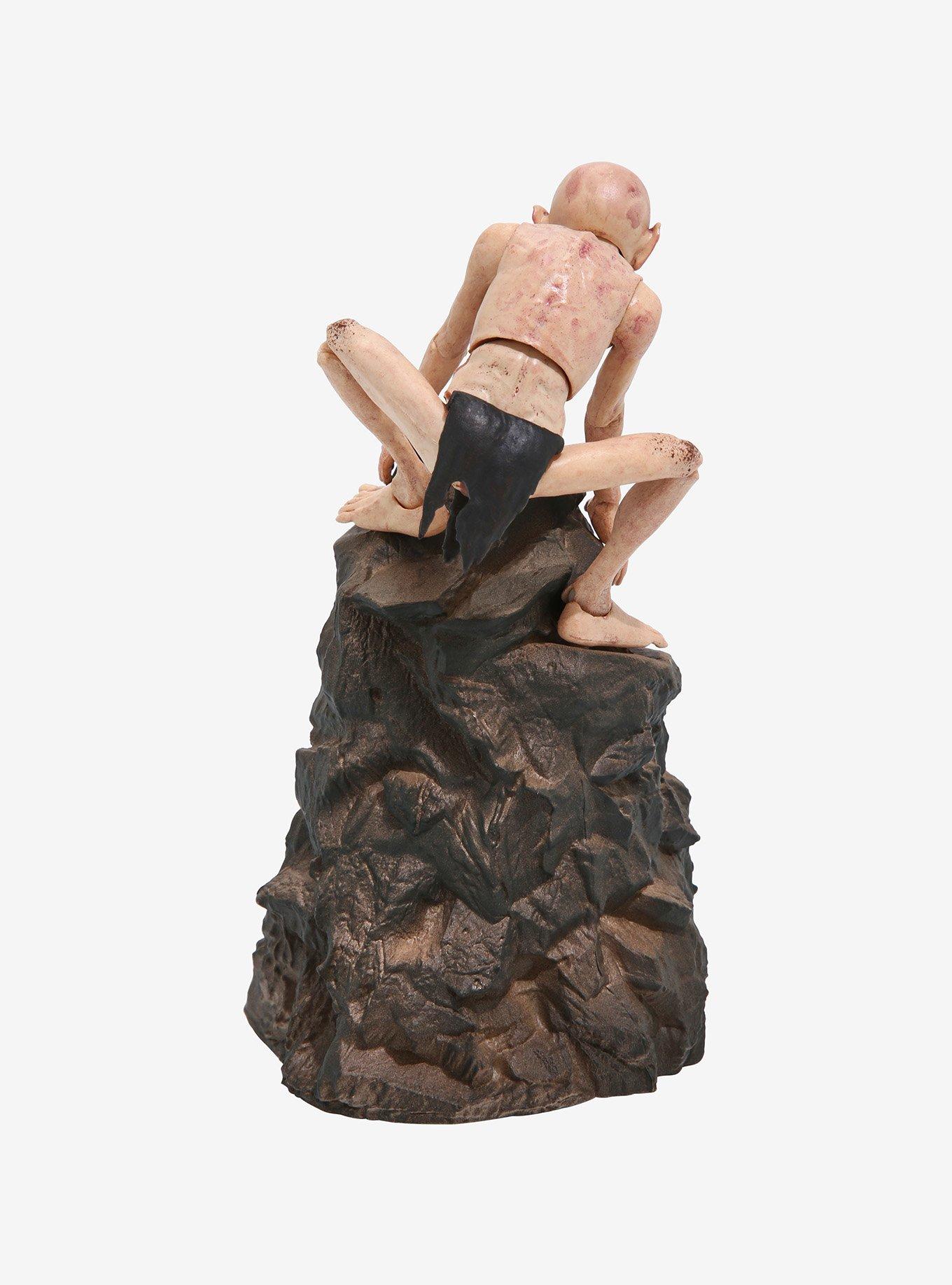 Diamond Select Toys The Lord of the Rings Select Deluxe Gollum Figure, , alternate