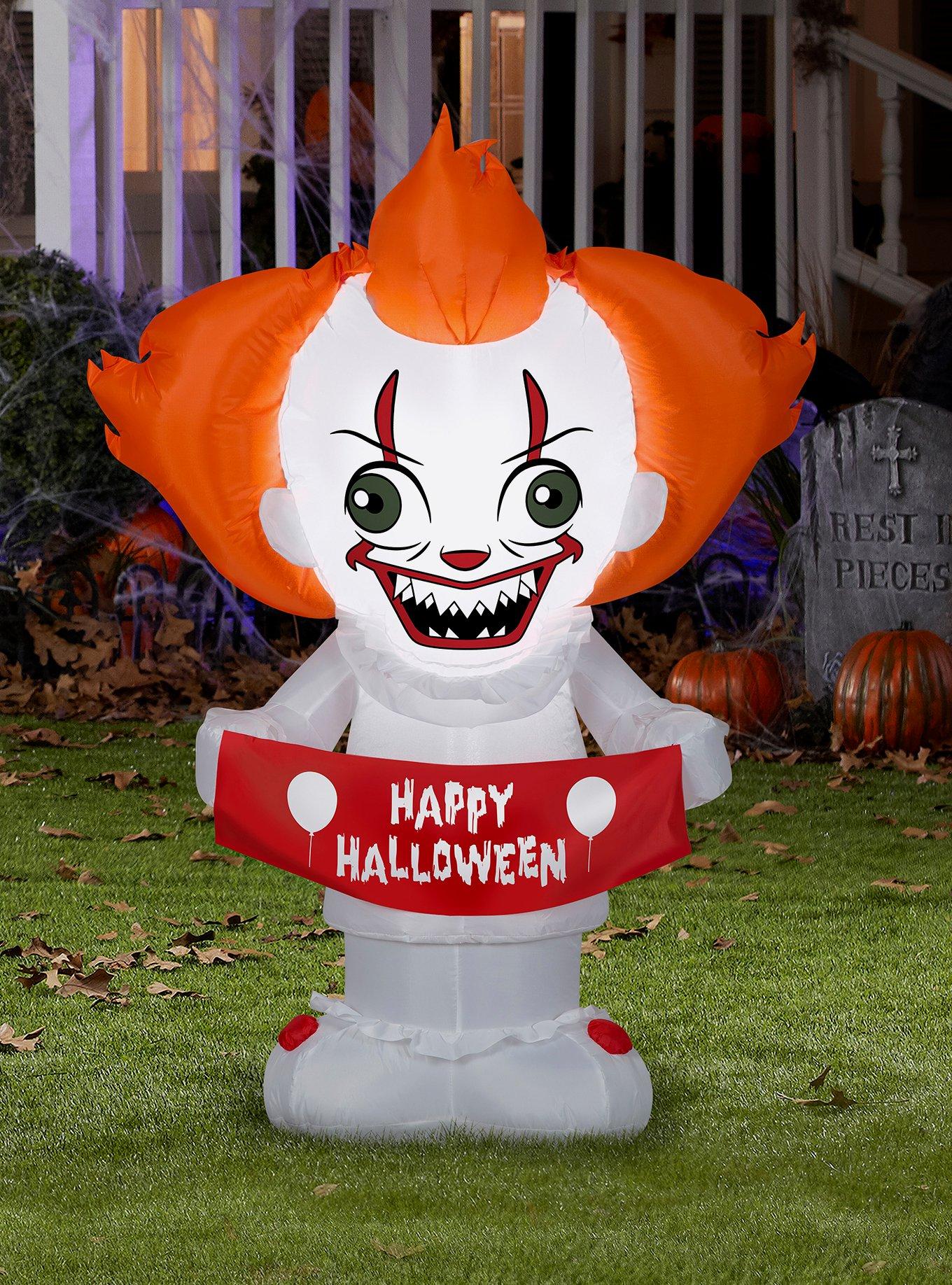 It Pennywise the Clown Inflatable Décor, , alternate