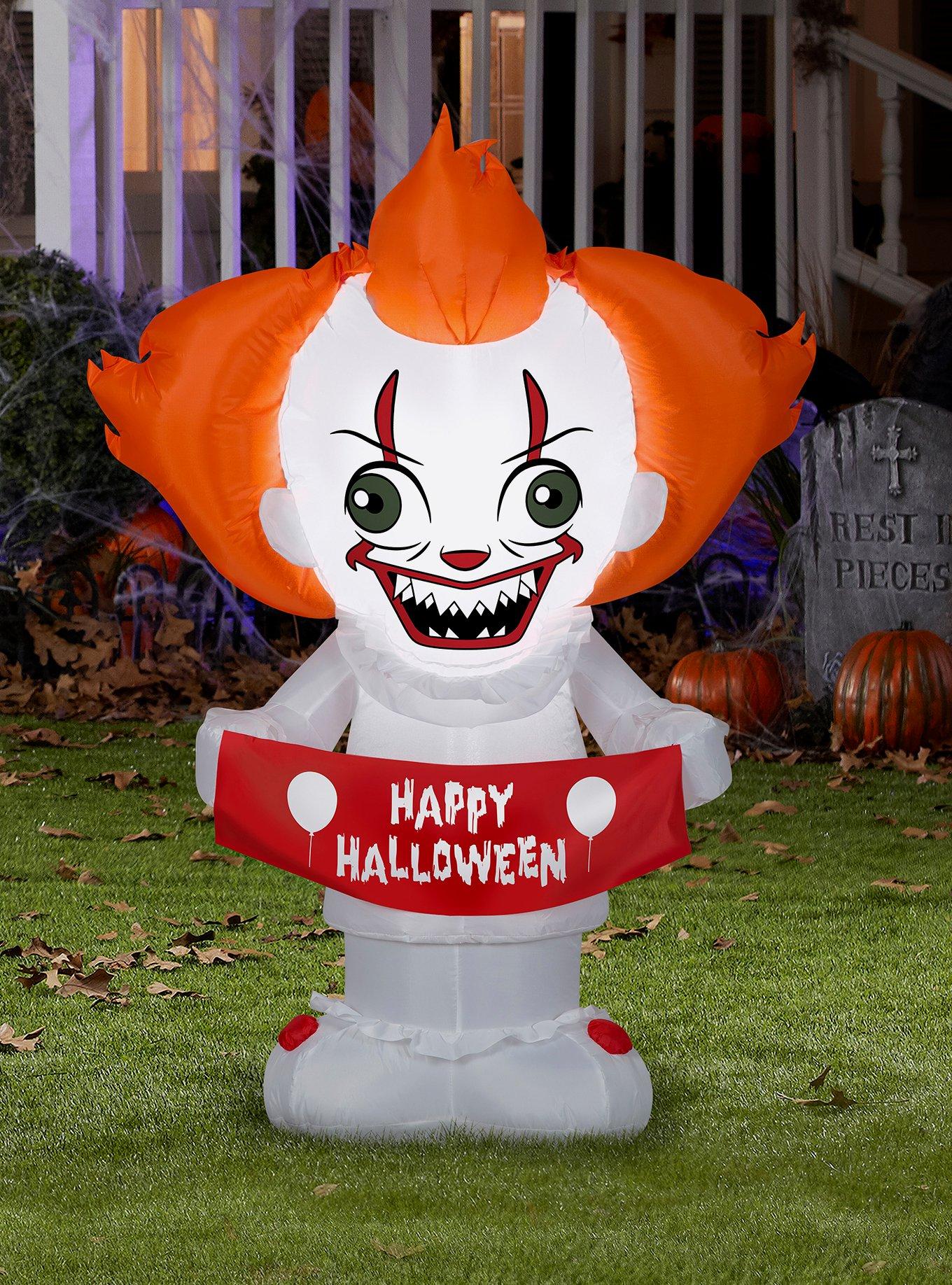 It Pennywise the Clown Inflatable D&eacute;cor, , alternate