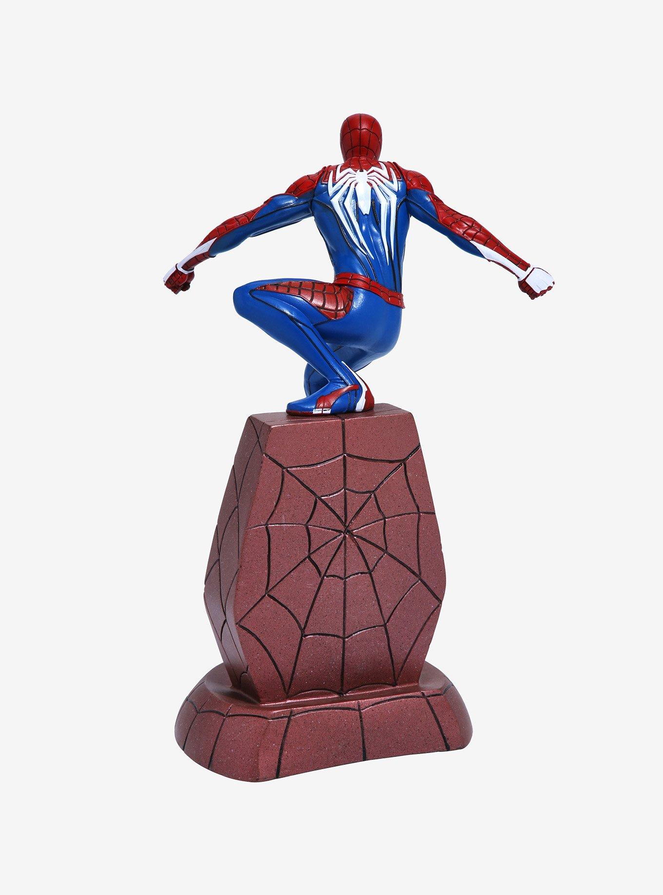 Marvel Spider-Man Gamerverse Gallery Diorama Spider-Man Figure, , alternate