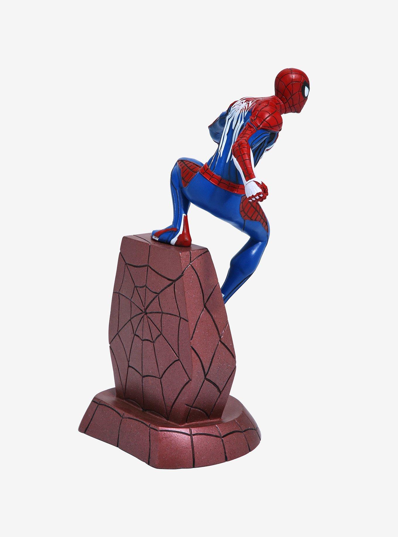 Marvel Spider-Man Gamerverse Gallery Diorama Spider-Man Figure, , alternate