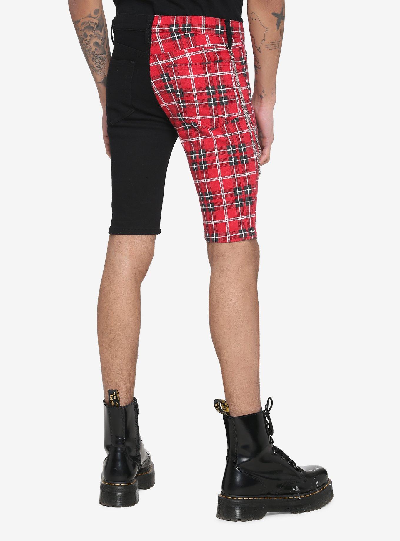 Black & Red Plaid Split Chain Denim Shorts, PLAID - RED, alternate