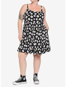 Black & White Daisy Tiered Dress Plus Size, , hi-res