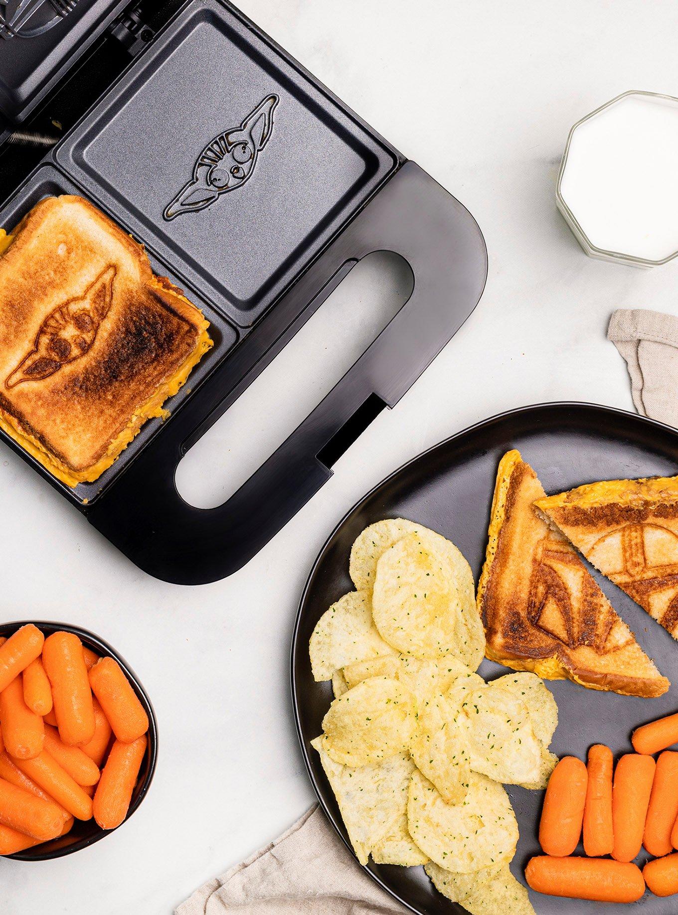 Star Wars The Mandalorian Grilled Cheese Maker, , alternate