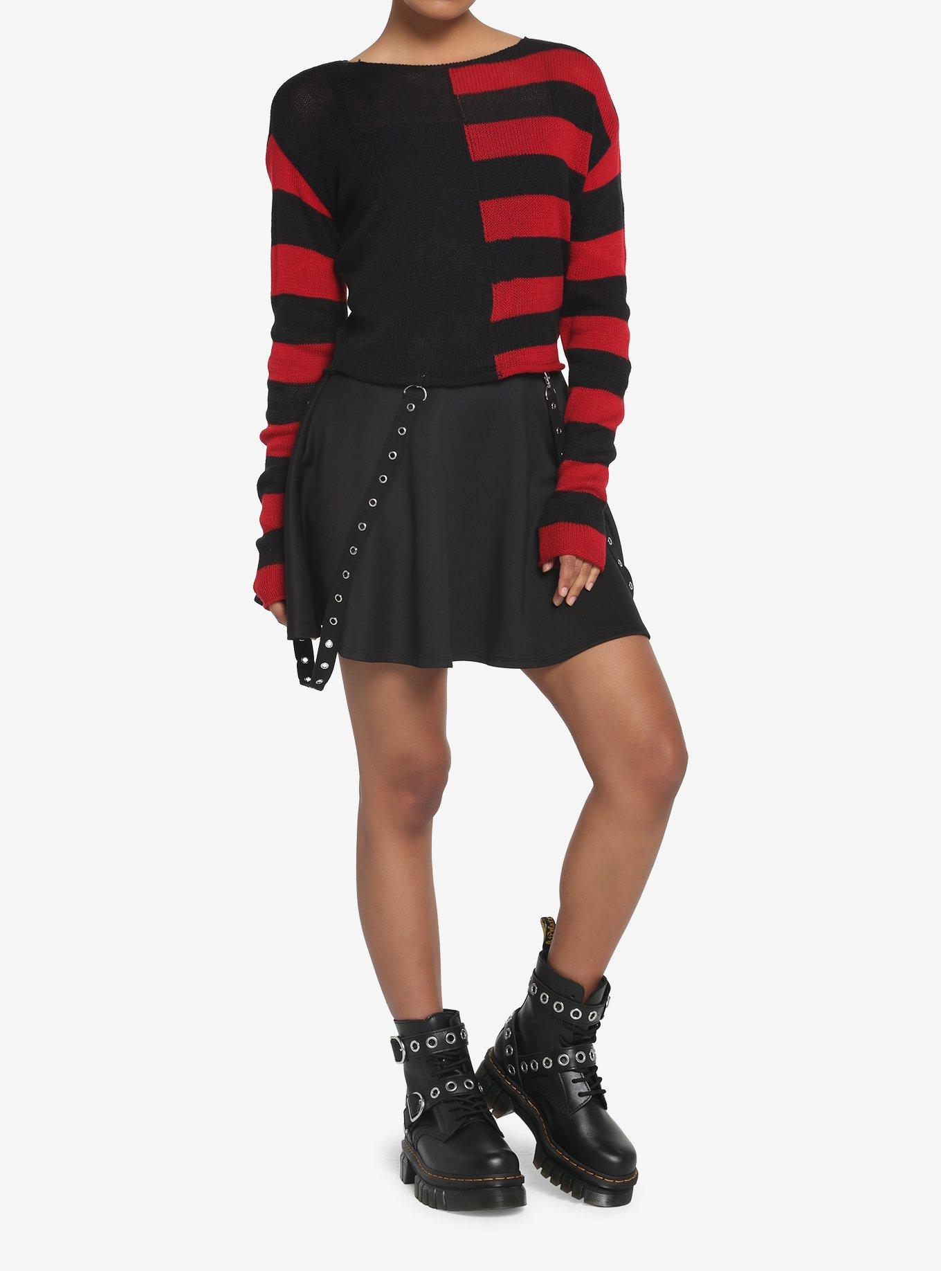 Black & Red Stripe Split Girls Crop Sweater, STRIPES - RED, alternate