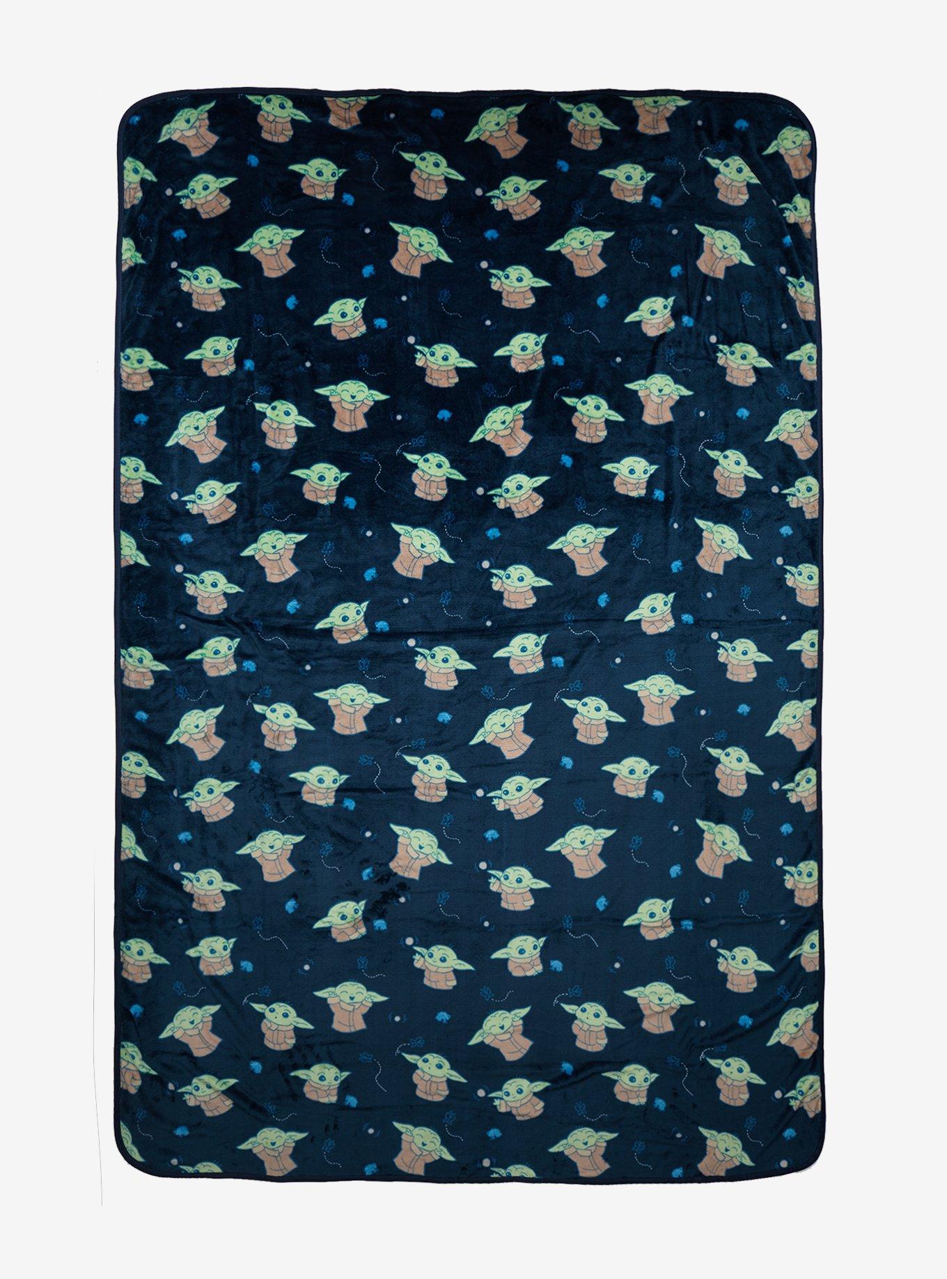 Star Wars The Mandalorian Grogu Pillow & Throw Set, , alternate