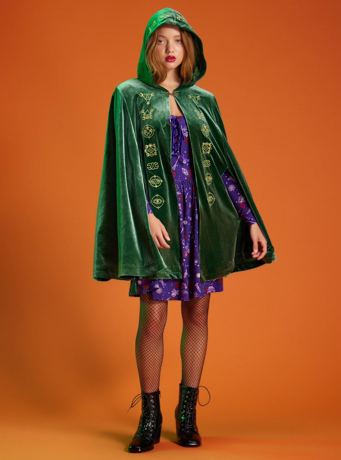 Her Universe Disney Hocus Pocus Winifred Velvet Girls Hooded Cape, GREEN, alternate