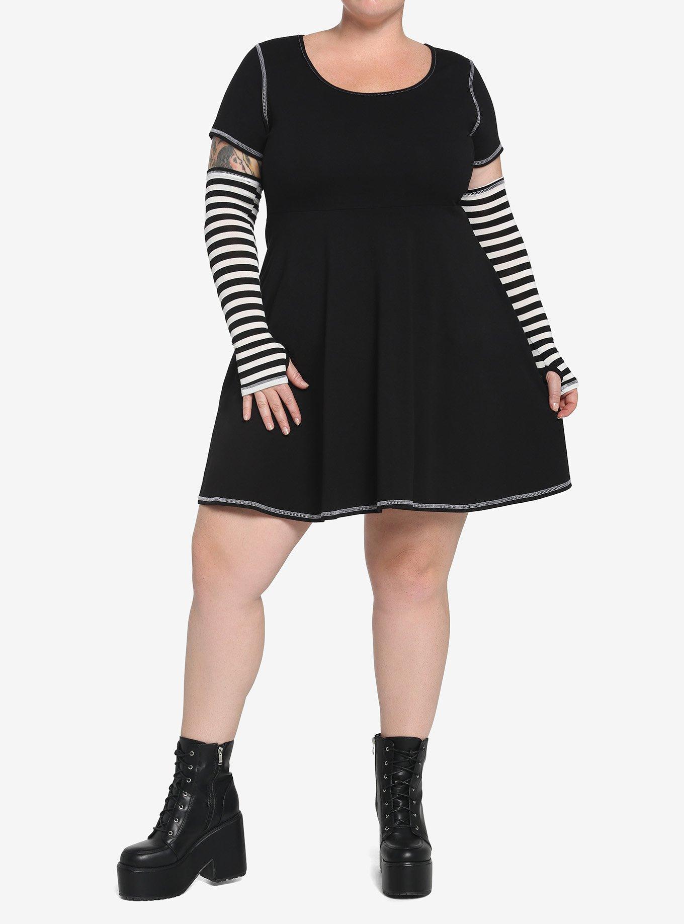 Black & White Contrast Stitch Skater Dress Plus Size With Arm Warmers, MULTI, alternate