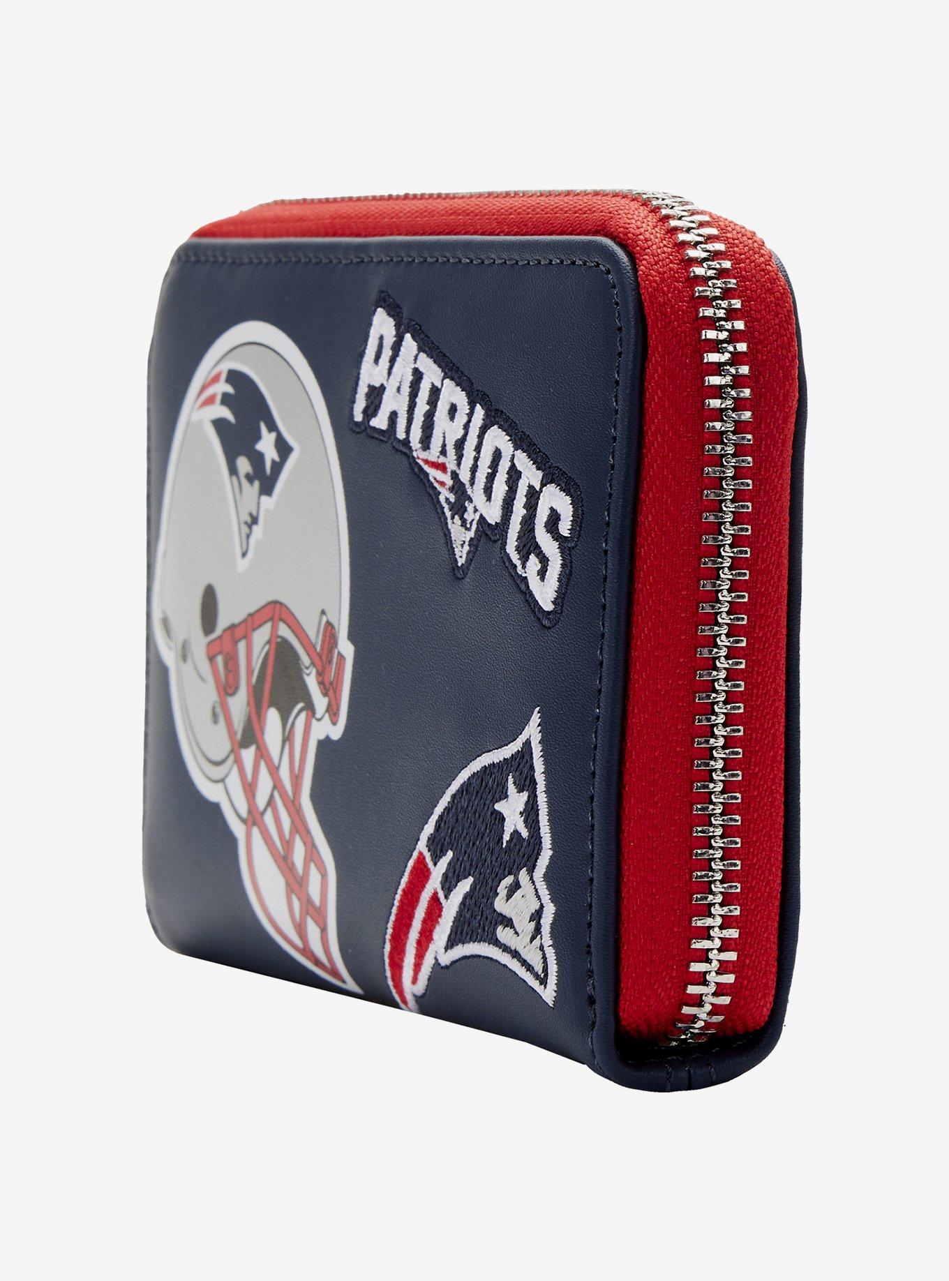 Loungefly NFL New England Patriots Icon Zipper Wallet, , hi-res