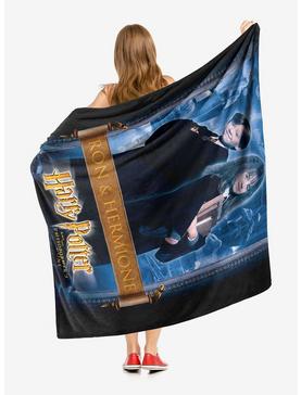 Harry Potter Ron And Hermione Throw Blanket, , hi-res