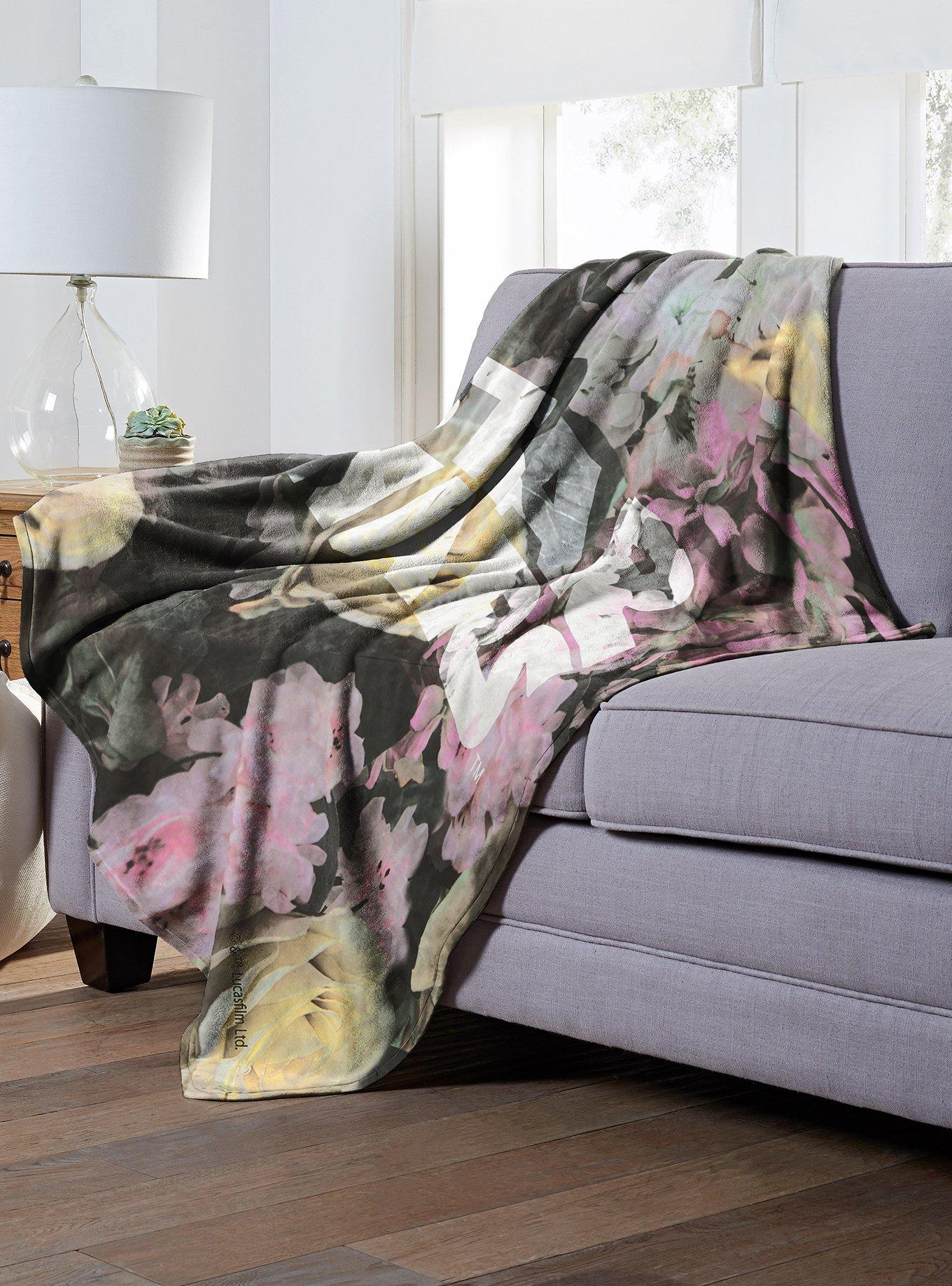 Star Wars Floral Logo Throw Blanket, , alternate