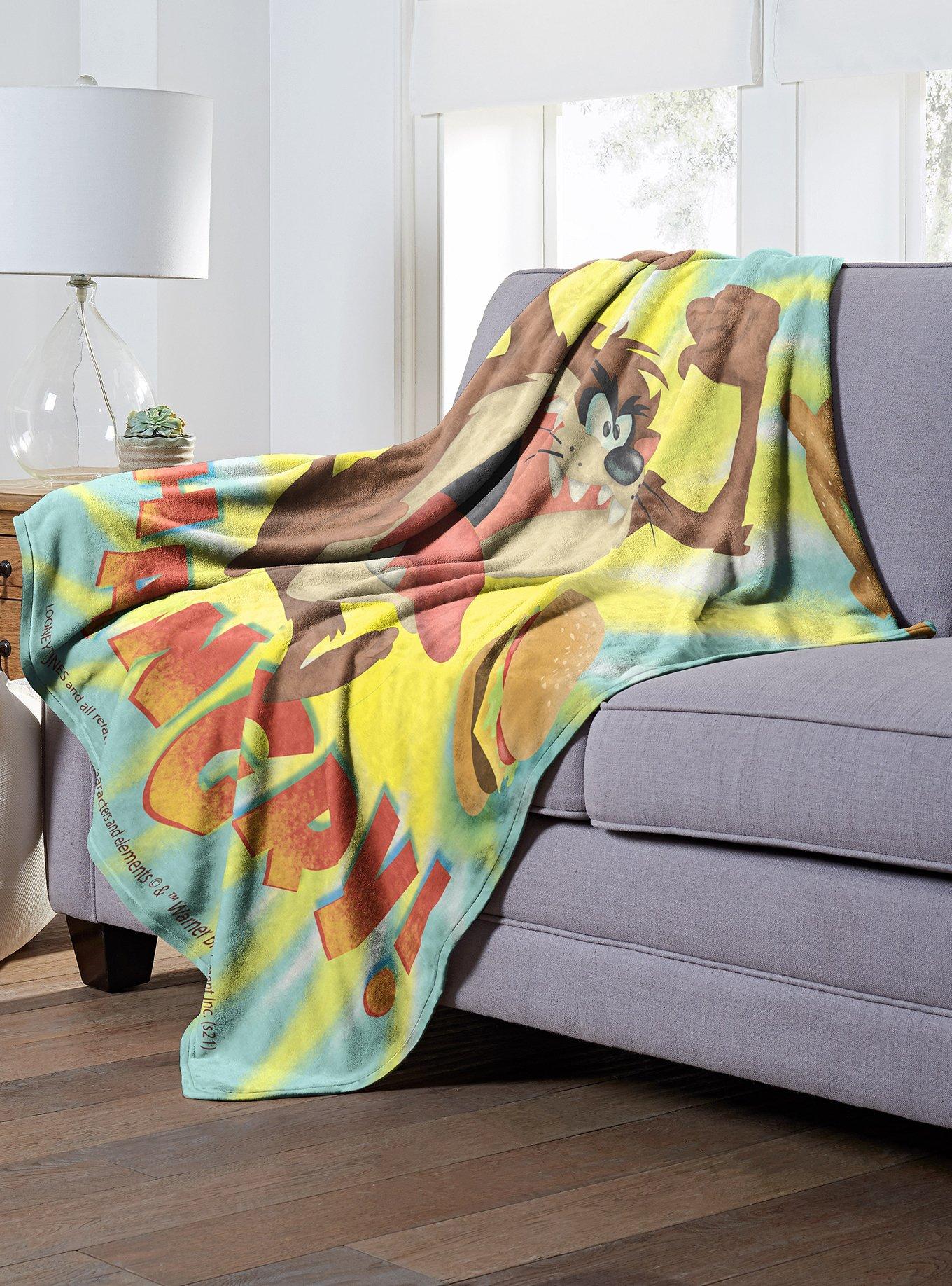 Looney Tunes Hangry Throw Blanket, , alternate