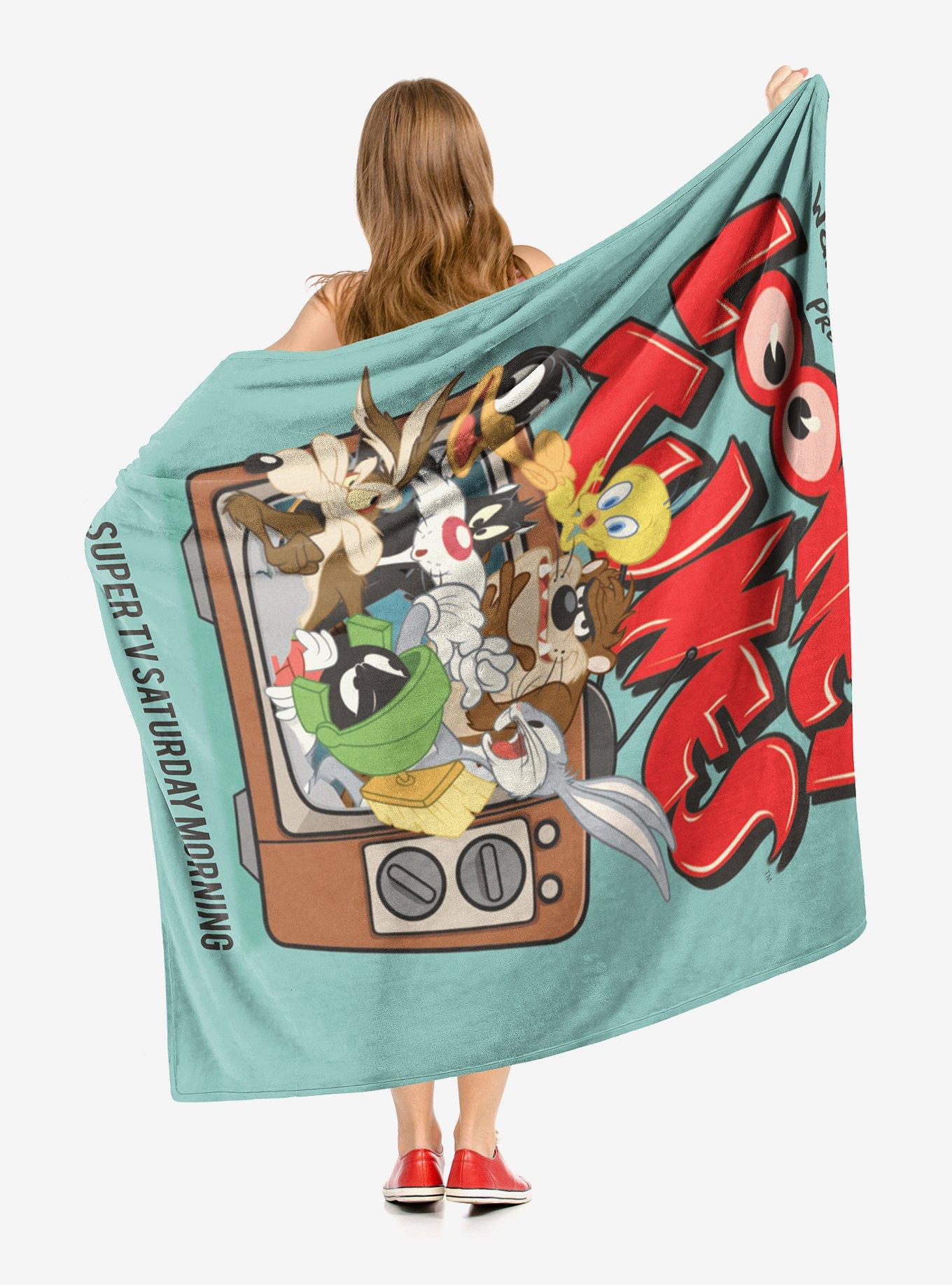 Looney Tunes Super Saturday Throw Blanket, , hi-res